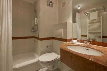 Michel Hotel 4*